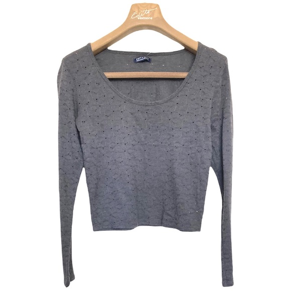 American Eagle Outfitters Tops - ❌SOLD❌MED•SOFT & SEXY AEO•GREY CROP TOP W HOLES•